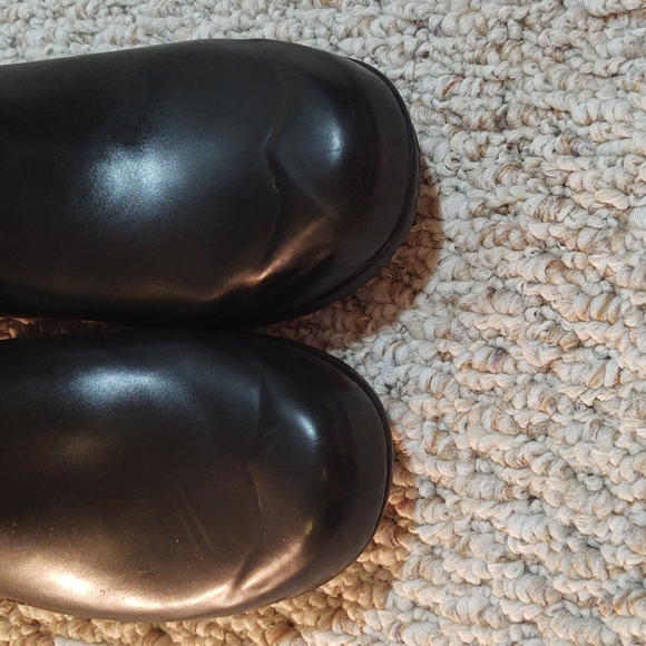 Hunter Black Rainboots Sz 7 - Picture 3 of 13